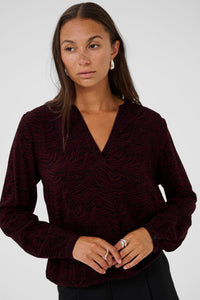 Kaffe Kaditte Windsor Wine/Black Abstract Print V-Neck Blouse, 10507919