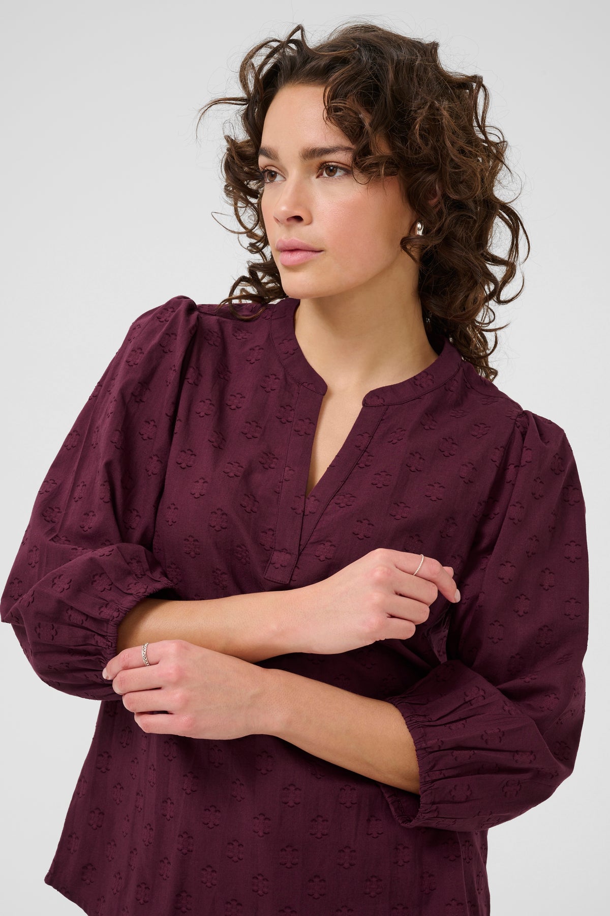 KAFFE Kaenya Windsor Wine V-Neck Embossed Blouse