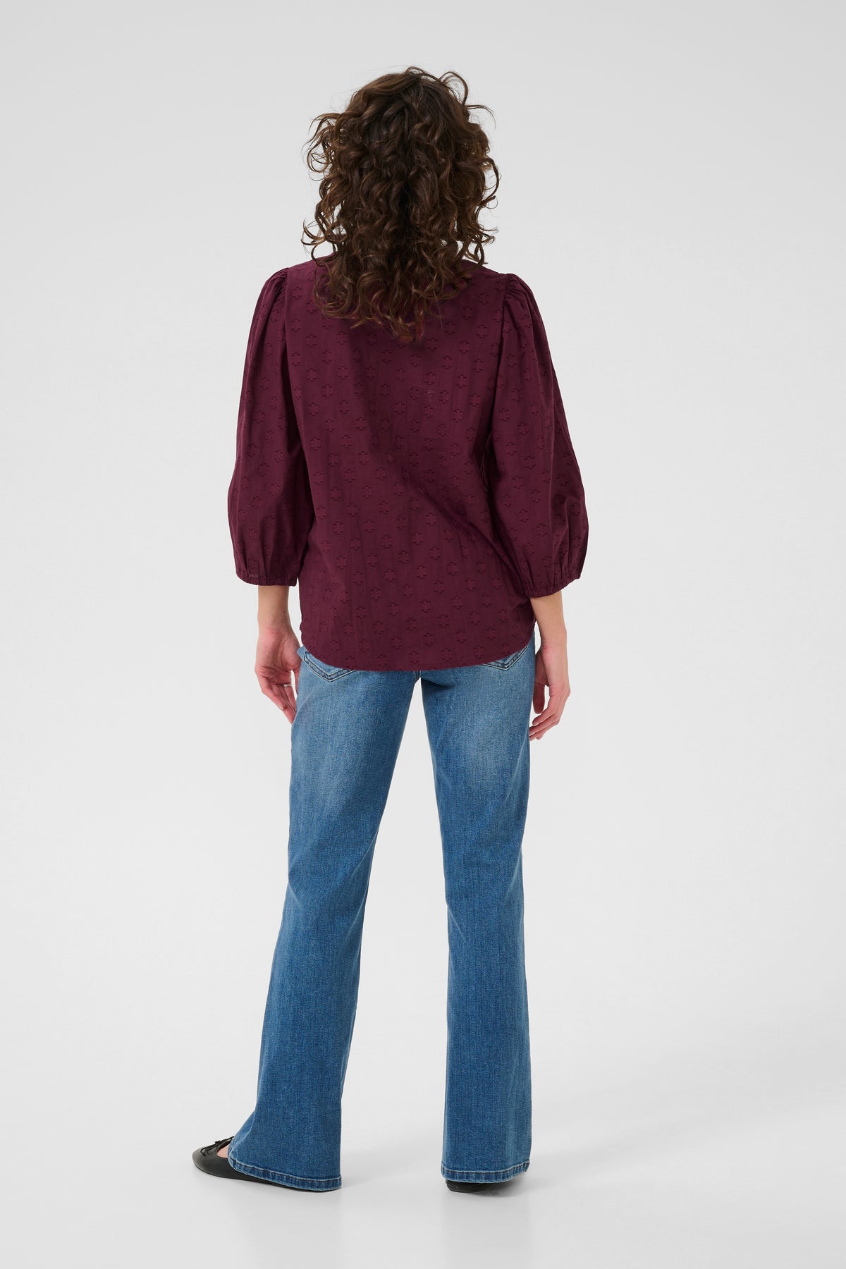 KAFFE Kaenya Windsor Wine V-Neck Embossed Blouse
