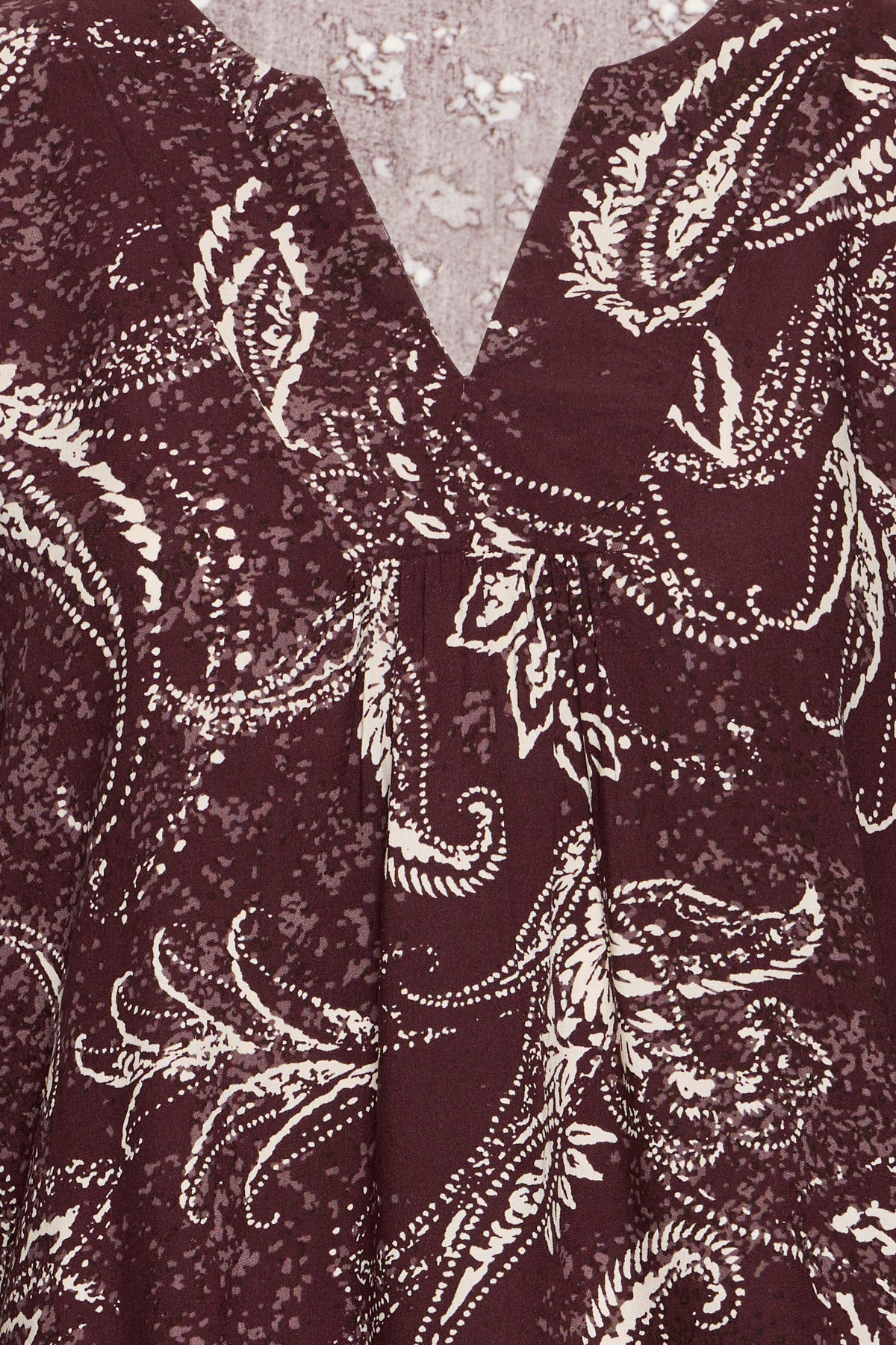 Fransa FrKiki Fudge Burgundy Paisley Dot V-Neck Blouse, 20612662