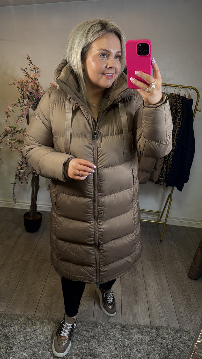 Garcia Ultimate Iconic Winter Taupe Knee Length Puffa Coat