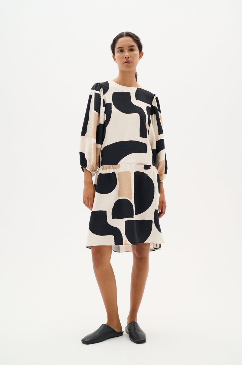 InWear CominoIW Black/Beige Block Printed Layered Hem Dress, 30110236