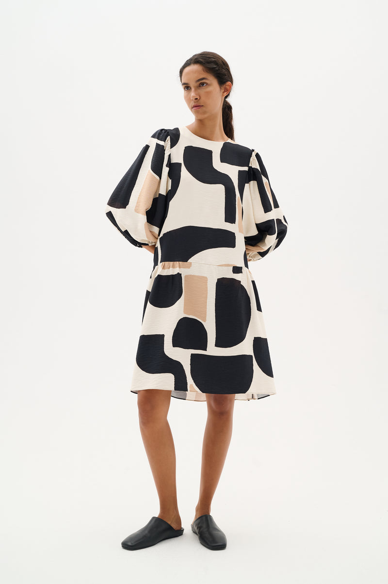 InWear CominoIW Black/Beige Block Printed Layered Hem Dress, 30110236