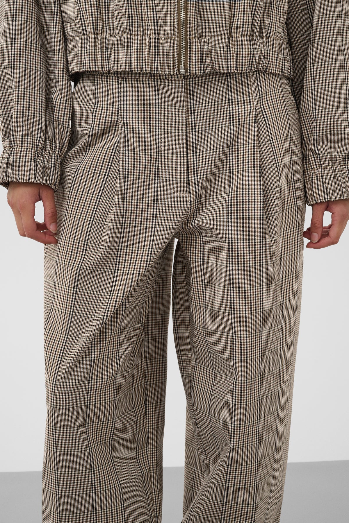 Soaked in Luxury SLKinabalu Check Barrel Trousers, 30409602